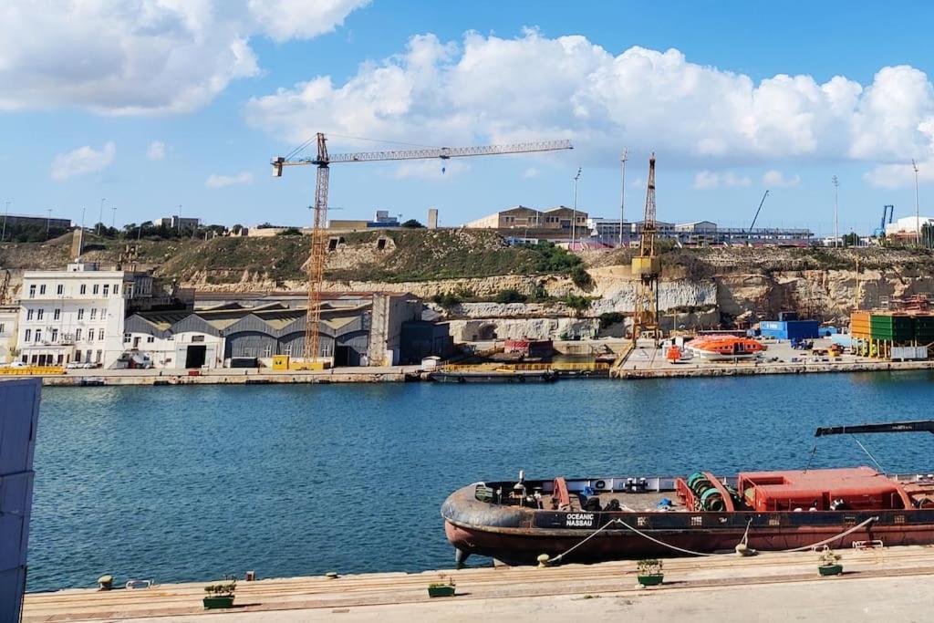 Crew 2 Savynomad Harbour Residences Wow Views Cospicua Exteriér fotografie